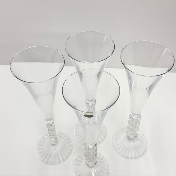 Cristal d'Arques Champagne France Forever Heart Toasting Flutes (Set of Four) - Picture 6 of 9